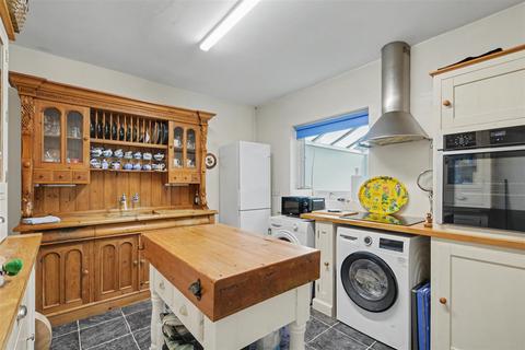 4 bedroom detached bungalow for sale, Oakfield Road, Stapleford, Nottingham