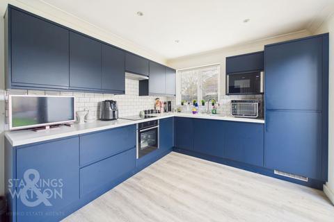 2 bedroom detached bungalow for sale, Margaret Close, Hellesdon, Norwich