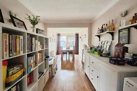 2 bedroom end of terrace house for sale, Redan Road, Aldershot