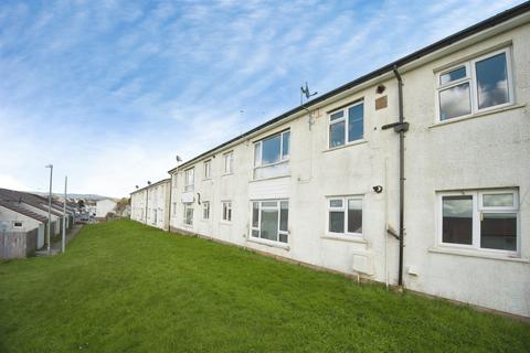 Flat - Maes-Y-Felin, Bridgend