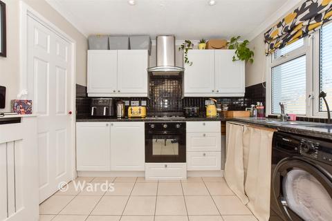 2 bedroom maisonette for sale, Owen Square, Walmer, Deal, Kent