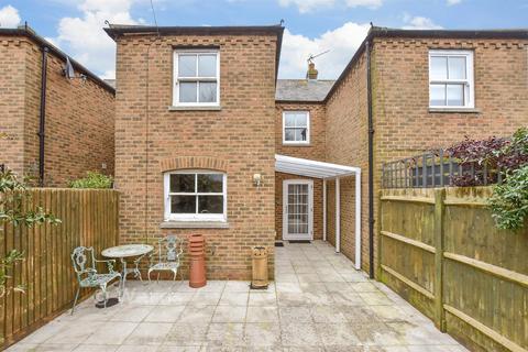 2 bedroom terraced house for sale, College Road, Deal CT14