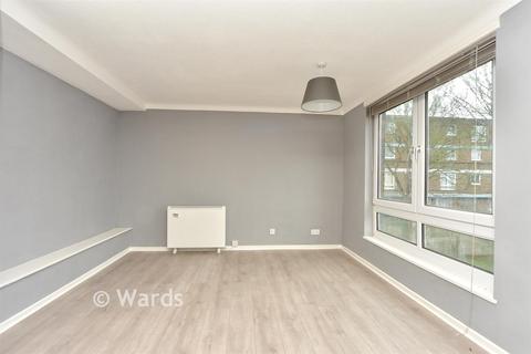 3 bedroom maisonette for sale, Melville Court, Gillingham ME4