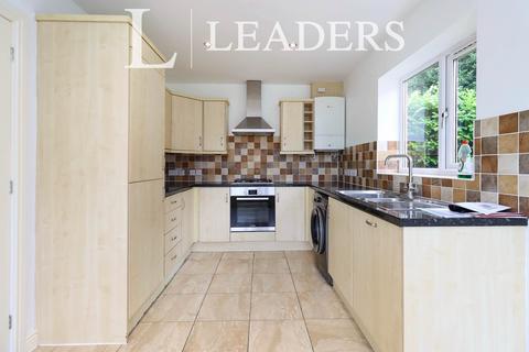 undefined, Llys Talwrn, Coedpoeth, LL11