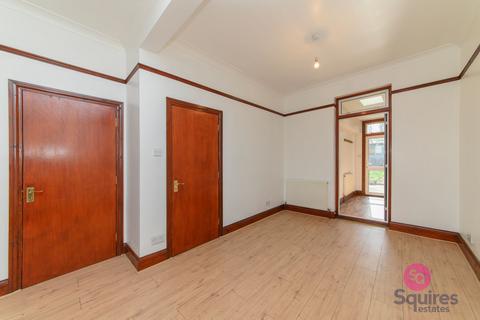 2 bedroom terraced house for sale, Long Lane, London, N3