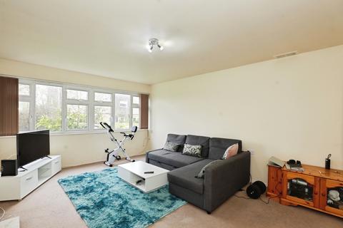 1 bedroom flat for sale, Harrowby Drive, Newcastle, Staffordshire, ST5