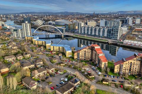 3 bedroom flat for sale, 30 Mavisbank Gardens, Flat 6, Festival Park, Glasgow, G51 1HG