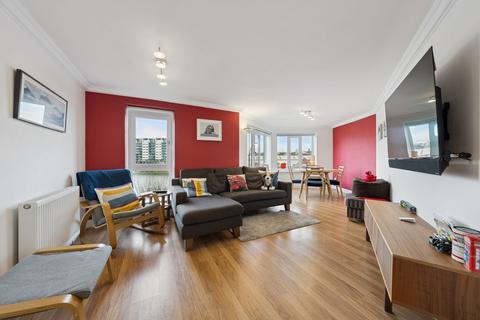 3 bedroom flat for sale, 30 Mavisbank Gardens, Flat 6, Festival Park, Glasgow, G51 1HG