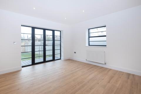 undefined, Foyle Court, Hollyfield Road, Surbiton, KT5