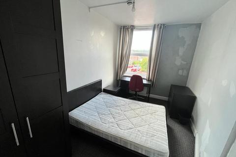 undefined, Lucas Place, Leeds