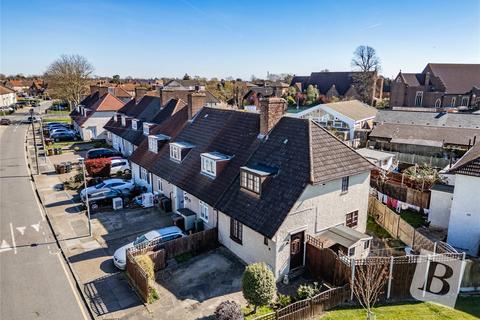 2 bedroom end of terrace house for sale, Winterbourne Road, Dagenham RM8