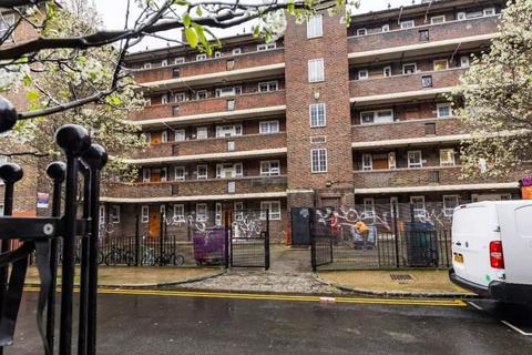 2 bedroom flat for sale, Quaker Street, London, E1