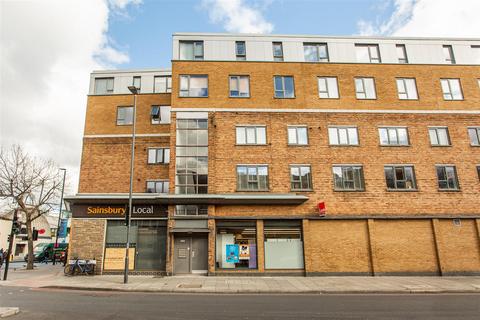 3 bedroom flat to rent, Harford Street, Stepney Green, London