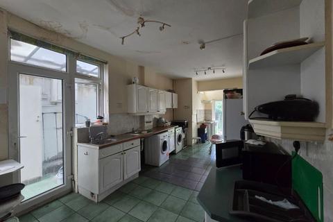 9 bedroom detached house for sale, 8 Broadlands Avenue, Streatham Hill, London, SW16 1NA