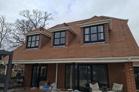 undefined, Fair Oak, Eastleigh