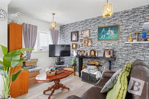 undefined, Oldwyk, Basildon, Essex, SS16