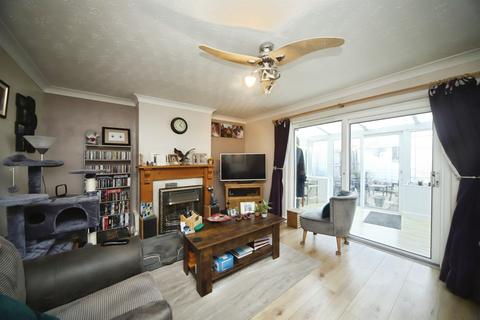 3 bedroom terraced house for sale, Farm View, TAUNTON
