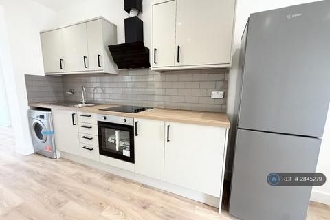 1 bedroom flat to rent, Elm Parade Flats Elm Park Avenue, Hornchurch, RM12