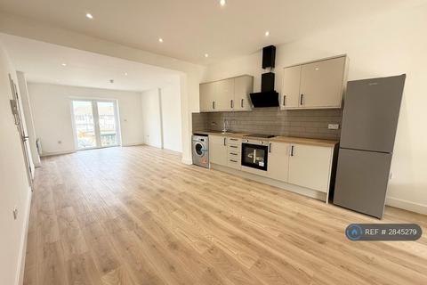 1 bedroom flat to rent, Elm Parade Flats Elm Park Avenue, Hornchurch, RM12