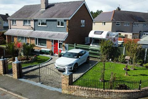undefined, Maes Mona, Amlwch, Isle of Anglesey, LL68