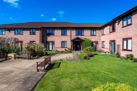 undefined, Oulton Court, Grappenhall WA4