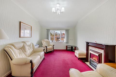 undefined, Oulton Court, Grappenhall WA4