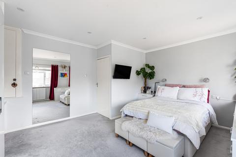 2 bedroom apartment for sale, Elmwood Close, Alton, Hampshire, GU34