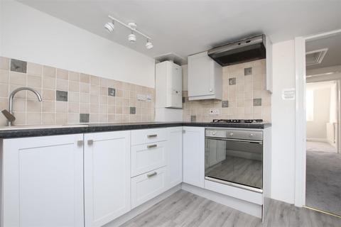 2 bedroom flat to rent, Bladud Buildings, Bath BA1