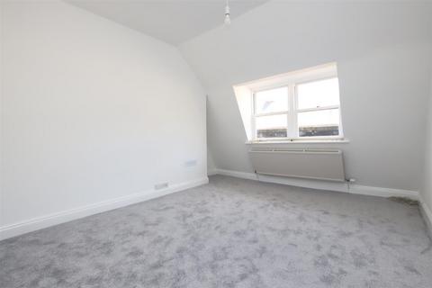 2 bedroom flat to rent, Bladud Buildings, Bath BA1