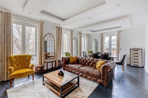 undefined, Ashchurch Grove, London, W12