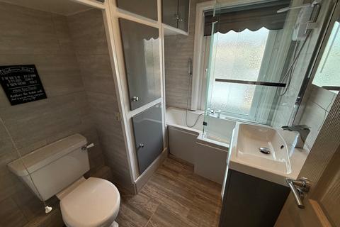 undefined, Swansea SA4