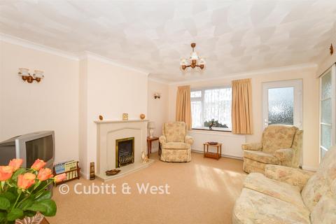 undefined, Downsview Avenue, Brighton BN2