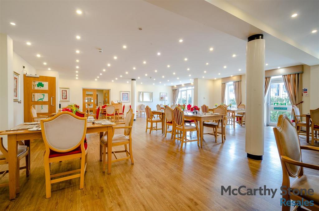 8683082-interior26.jpg