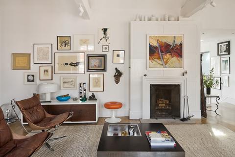 2 bedroom apartment for sale, Brewer Street, London W1