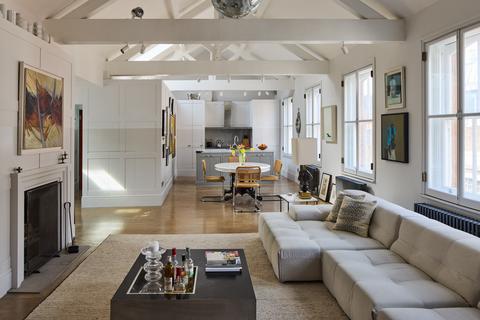 2 bedroom apartment for sale, Brewer Street, London W1