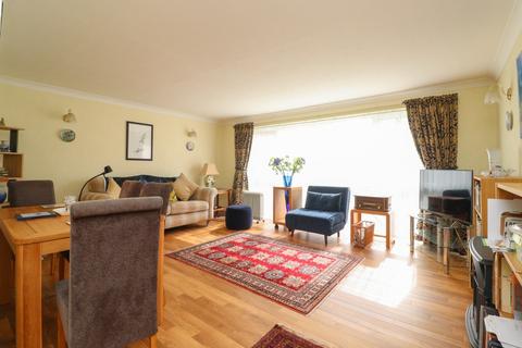 2 bedroom flat for sale, Alpha Road, Birchington, Kent, CT7