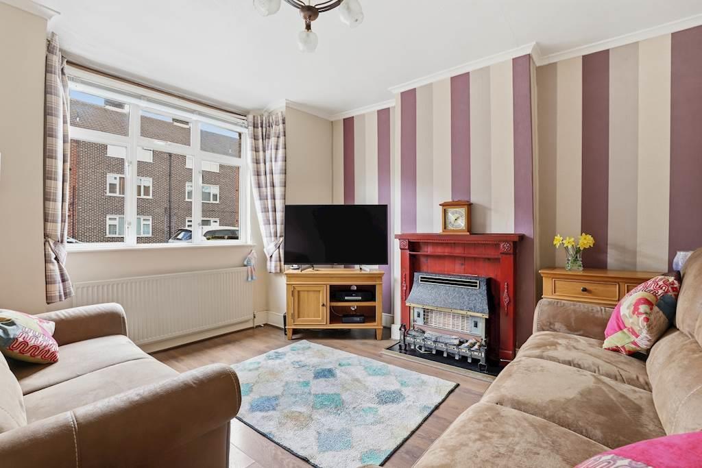 01-6a16 JHProp Wpen - 41 Whateley Road - 1-small.jpg