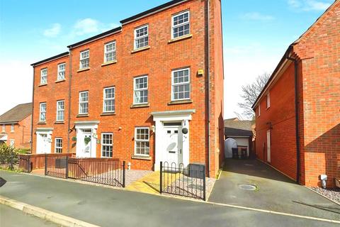 3 bedroom terraced house for sale, Elmwood Road, Telford TF1