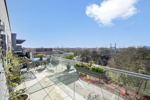 3 bedroom flat for sale, Neasden Lane, London NW10