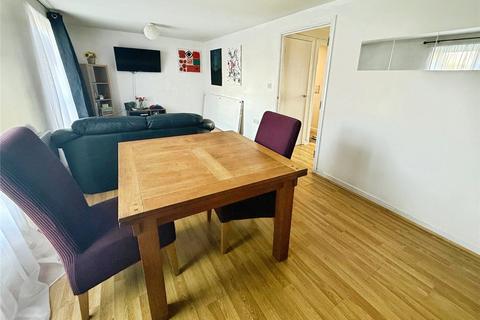 2 bedroom flat for sale, Chantry Close, London SE2
