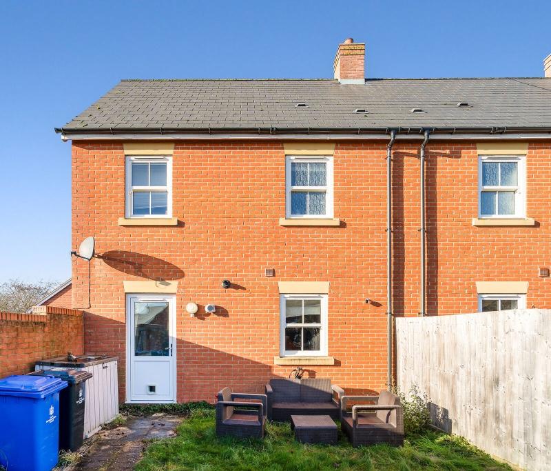 12 Sturgess Way - Image 2