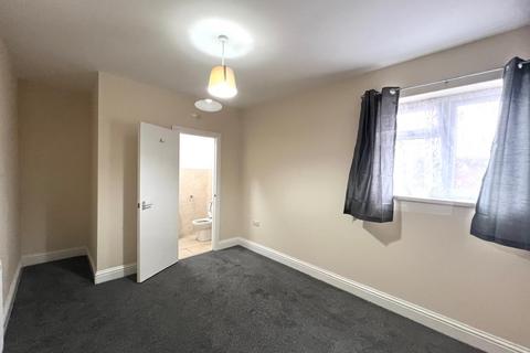 undefined, Uxbridge Road, Hayes UB4