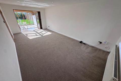 undefined, Harvard Close, Wellesbourne, WARWICK