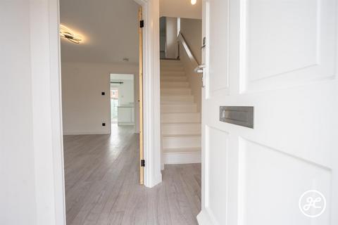 undefined, Larch Close, Bridgwater