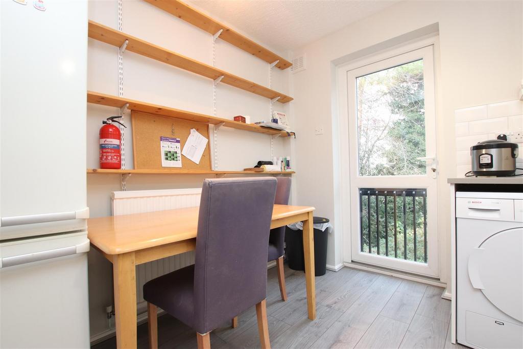 Dining room.JPG