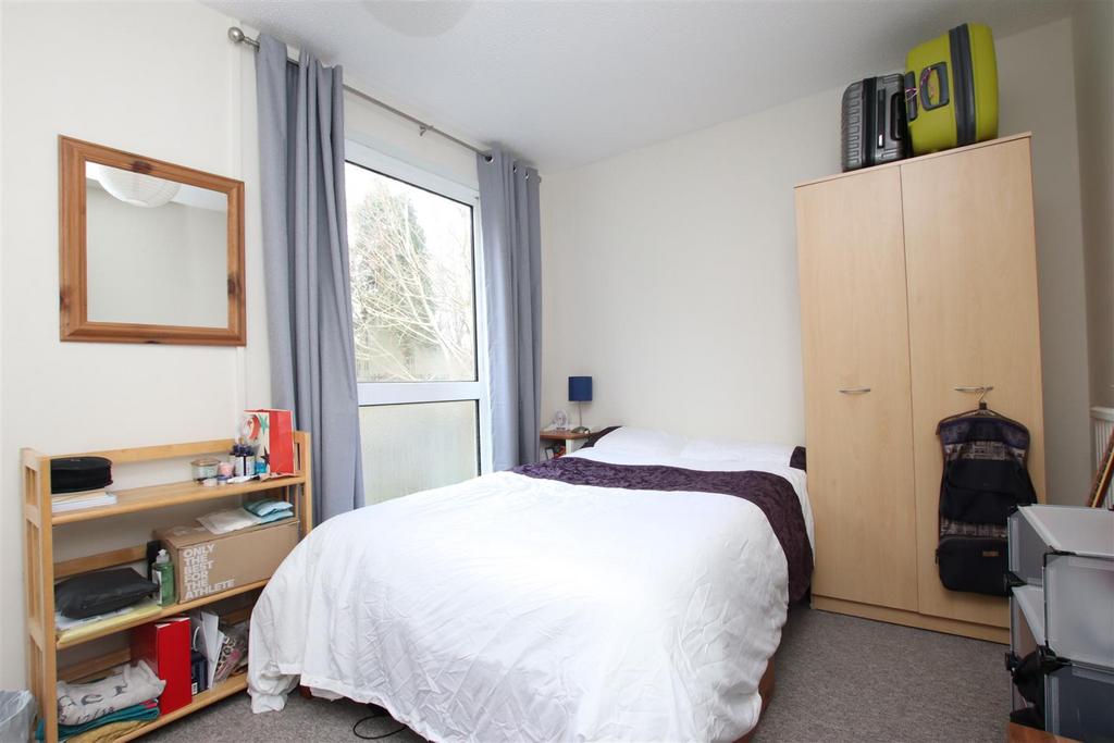 Bedroom one.JPG