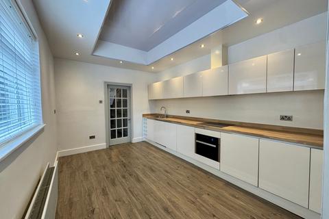 3 bedroom terraced house for sale, Mortimer Road, South Shields, NE33