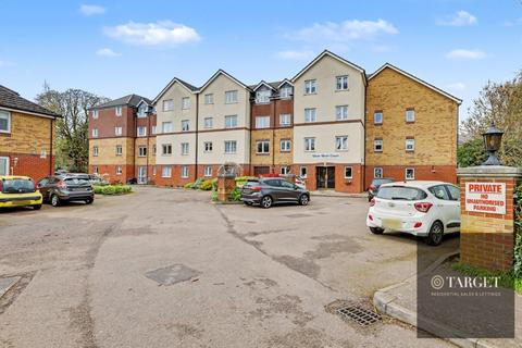 2 bedroom flat for sale, Friends Avenue, Waltham Cross EN8