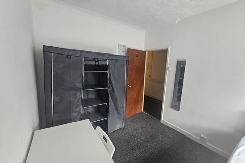 undefined, Queen Street, Pontypridd CF37