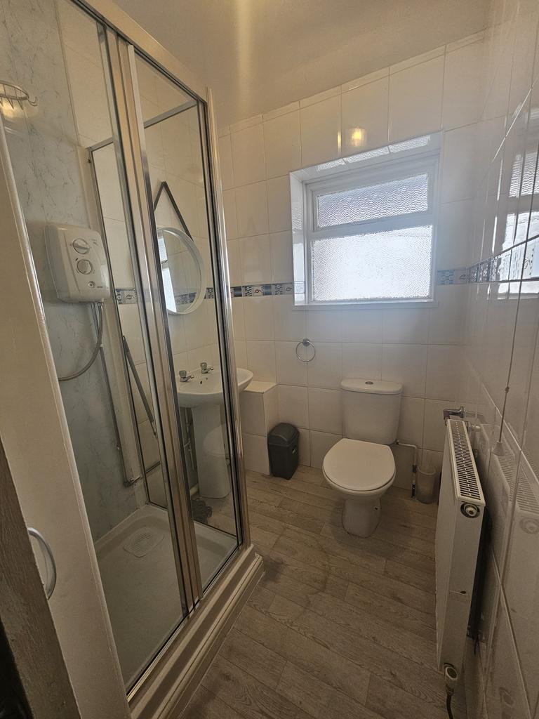 Upstairs bathroom